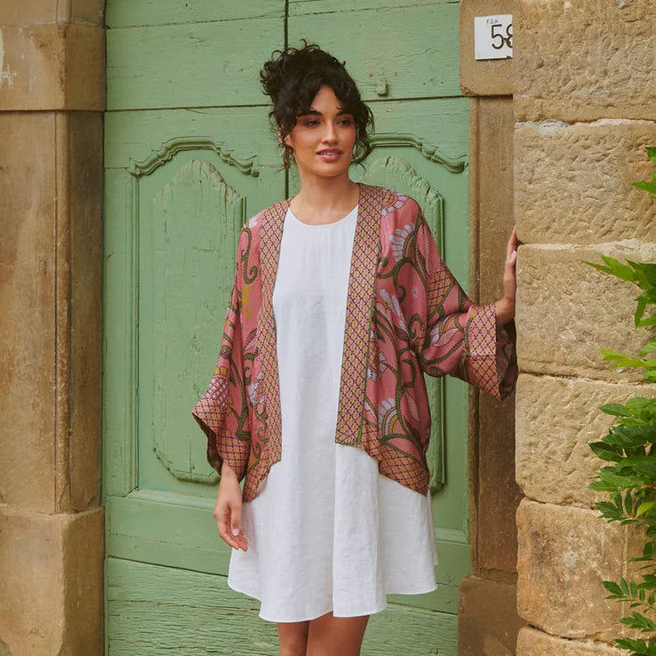 KIMONO